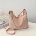 Borsa Hobo rosa chic con tracolla a catena argentata ed estetica minimalista - Rosa