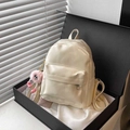 Cremefarbener PU-Lederrucksack mit rosa Plüschanhänger in einer Geschenkbox - Weiß Mit Anhänger