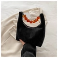 Bolso de mano de terciopelo negro con asa de cuentas ámbar y detalle de cremallera plateada - Negro