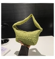 Sac à main matelassé vert clair élégant avec broderie florale et fermeture éclair - Vert