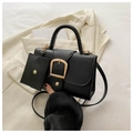 Sac à main noir à boucle dorée avec petit porte-monnaie assorti sur chaînette - Noir