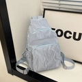 Sac bandoulière chic en nylon plissé bleu clair avec sangle réglable et double zip - Bleu sans pendentif