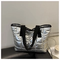 Borsa tote argento trapuntata con finitura metallica e manici in tessuto nero - Argento