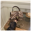 Borsa a tracolla leopardata da donna con fibbia dorata e cinturino regolabile - caffè