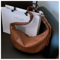 Bolso bandolera retro marrón de piel suave con hebilla plateada y gran capacidad hobo - Marrón