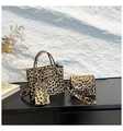 Set borse 3 pezzi con stampa leopardata con borsa tote, borsa a patta e porta carte marrone - Stampa leopardata / Giallo