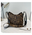 Borsa a tracolla alla moda con stampa leopardata, texture morbida e cinturino nero - Leopardo Marrone