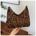 Hobo shoulder bag in leopard faux fur print with golden chain strap for women - Brown Large