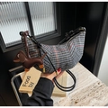 Detail of plaid horn bag with leather knot strap and cute dachshund dog charm - Black (With Pendant)