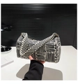 Schwarz-weiße Nylon-Zylindertasche mit Karomuster, breitem Riemen und modernem Design - Schwarz