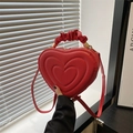 Sac à main rouge en cuir PU en forme de cœur avec poignée froncée et matelassage - Rouge