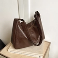 Retro large capacity tote bag in dark brown PU leather with adjustable shoulder strap - No Pendant / Coffee