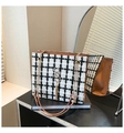 Bolso tote de tweed a cuadros con ribete de cuero marrón y cadena dorada elegate - Marrón