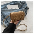 Borsa a tracolla kaki in finta pelle con stampa coccodrillo e doppia fibbia dorata - Cachi