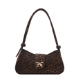 Leopardenmuster-Tragetasche mit goldenem Bogenschluss und geknotetem Schulterriemen - Braun