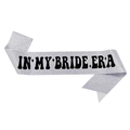 Silberne Glitzer-Hochzeitsschärpe mit schwarzem IN MY BRIDE ERA Textaufdruck - Einheitsgröße / Silber