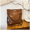 Bolso tote grande de cuero marrón vintage con asa de cuerda y correa ajustable - Marrón