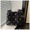 Sac cabas en laine bleu marine à grands pois marrons et bandoulières en chaîne noire - Kaki