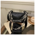 Retro schwarze Zylindertasche mit grober Silberkette und breitem Leder-Schultergurt - Schwarz