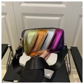 Sac bandoulière coloré en cuir PU métallisé avec large bandoulière tissée réglable - Noir