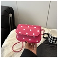 Mini sac à bandoulière chic magenta à pois blancs avec fine bandoulière en cuir - Rose rose