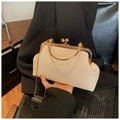 Retro gewebte Umhängetasche in Cremeweiß mit Goldkette und Metallgriff für Damen - Gebrochenes Weiß