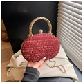 Elegante bolso de noche ovalado de tweed rojo con asa hueca dorada y cadena fina - Rojo