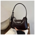 Bolso de hombro en charol marrón oscuro con correa ajustable y diseño retro casual - Marrón Oscuro