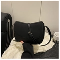 Borsa a sella minimalista in pelle nera con fibbia argento e tracolla regolabile - Nero