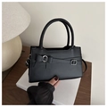 Bolso chic de cuero PU negro con lazo vintage y correas con hebilla plateada - Negro