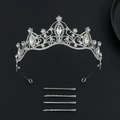 Dettaglio della corona da sposa barocca argento con strass colorati e forcine per capelli - Corona Argentata Con Strass Trasparente