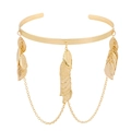 Bracciale da braccio barocco dorato con foglie e catenine pendenti in stile dea - Oro