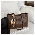 Borsa tote marrone scuro in pelle con elegante foulard di seta e cuciture a contrasto - Marrone Scuro