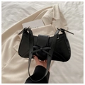 Bolso baguette negro minimalista con elegante lazo de cuero sintético mate para mujer - Negro