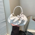 Bolso nube plisado blanco para mujer con un elegante pañuelo a cuadros blanco y negro - Blanco