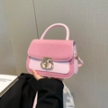 Bolso de mano rosa de lujo con hebilla dorada y asa superior para mujer - Rosa