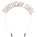 Détail du serre-tête BIRTHDAY GIRL en métal or rose avec strass blancs sur fond blanc - Style Joint Or Rose