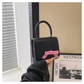Piccola borsa nera classica con fiocco rosa e tracolla a catena argento da donna - Nero