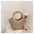 Beige gewebte Strohtasche mit schwarzen Punkten, Rundgriffen und Quastendetail - Khaki (Mit Anhänger)