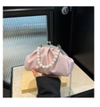 Borsa a nuvola rosa a pieghe con manico in perle grandi e tracolla a catena - Rosa Chiaro