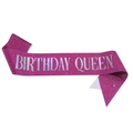 Glitzernde rosa Birthday Queen Schärpe mit silberner Laserschrift und Sicherheitsnadel - Einheitsgröße / Rosarot Holografisch - QUEEN