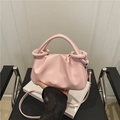 Bolso bandolera de piel plisada rosa con asa de nudo y correa ajustable de verano - Rosa