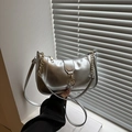 Bolso bandolera plateado metalizado con efecto espejo y correa de cadena de alta calidad - Plateado