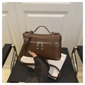 Borsa a tracolla a scatola in pelle marrone scuro con trama litchi e dettagli argento - A Mano/A Spalla/Tracolla / caffè