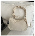 Sac à bandoulière minimaliste beige avec poignée froncée en nylon léger pour l'été - Blanc