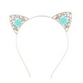 Dettaglio del cerchietto con orecchie di gatto dorato con rose azzurre e strass di cristallo - verde chiaro