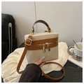 Tweekleurige canvas box tas met bruine leren bies en afneembare schouderriem - Bruin