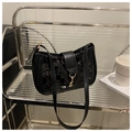 Bolso de hombro de moda con lentejuelas negras y herrajes dorados para mujer chic - Negro