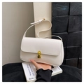 Bolso bandolera minimalista blanco crema con hebilla dorada y correa ajustable - Blanco