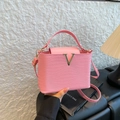 Pink woven texture crossbody bag with gold V-buckle for women in 2025 autumn style - Light Pink